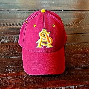 Authentic deadstock Top of the World  Arizona St. flex fit cap.